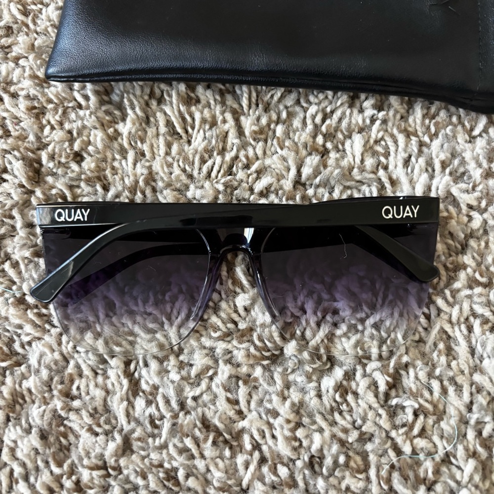 Quay Australia Black Frame Sunglasses with  Grsdient come through mint